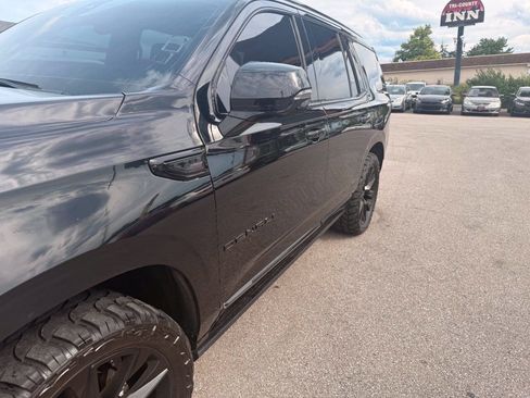 Used 2021 GMC Yukon Denali w/ Denali Ultimate Package AWD/4WD image 16