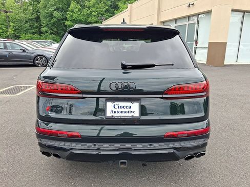 Used 2022 Audi SQ7 Prestige AWD/4WD image 5