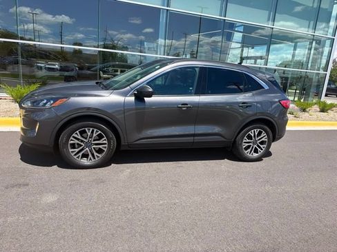 Used 2020 Ford Escape SEL AWD/4WD image 2