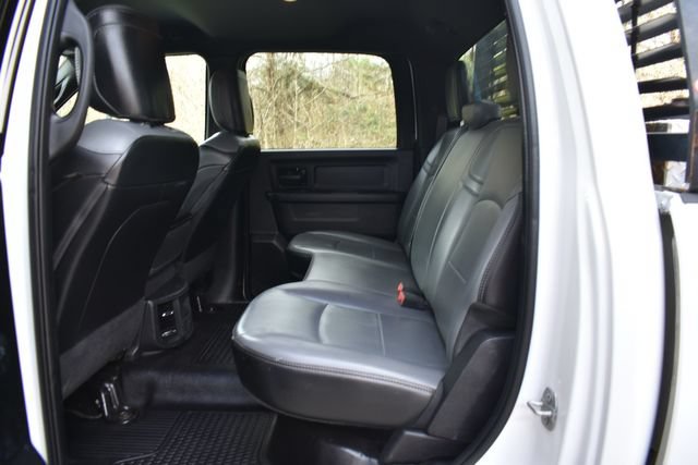 Used 2021 RAM 2500 Tradesman w/ Chrome Appearance Group AWD/4WD image 11
