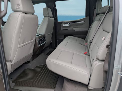 New 2026 Chevrolet Silverado 1500 LTZ w/ LTZ Premium Package AWD/4WD image 14