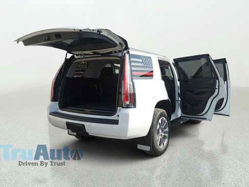 Used 2020 Chevrolet Tahoe LS RWD image 17
