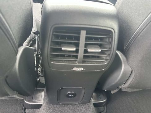 Used 2025 Ford Escape Active AWD/4WD image 14
