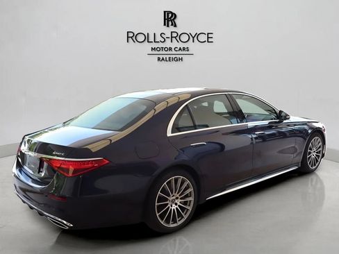 Used 2023 Mercedes-Benz S 580 4MATIC Sedan image 3