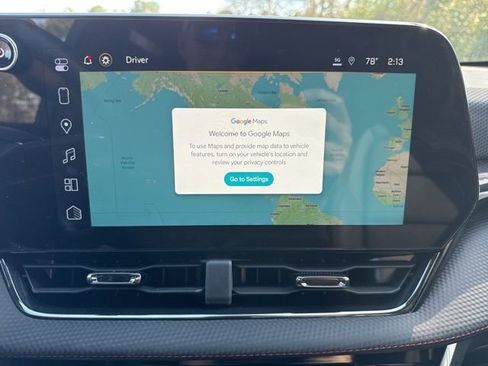 Used 2025 Chevrolet Equinox RS w/ Convenience Package III image 18