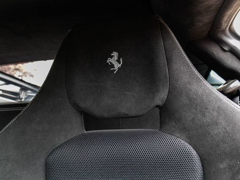 Used 2014 Ferrari 458 Speciale Coupe RWD image 45
