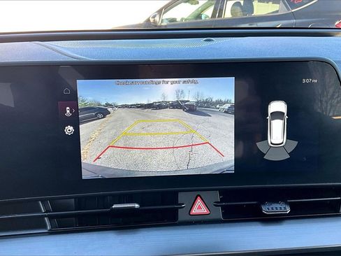 Used 2023 Kia Sportage EX image 20