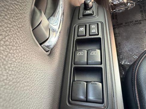 Used 2023 Nissan Titan PRO-4X w/ Pro-4x Convenience Package AWD/4WD image 29