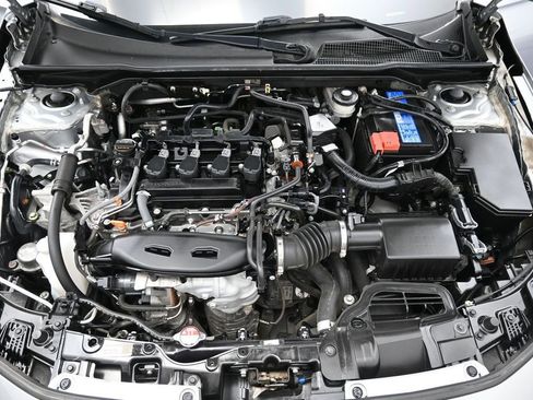 Used 2023 Honda Civic Touring image 35