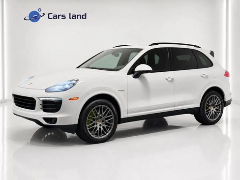 Used 2018 Porsche Cayenne S AWD/4WD image 6