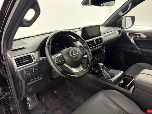 Certified 2023 Lexus GX 460 Premium w/ Accessory Package AWD/4WD image 4