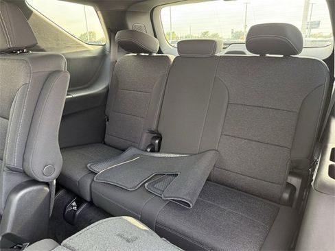 New 2026 Chevrolet Traverse LT w/ Driver Confidence Package image 25