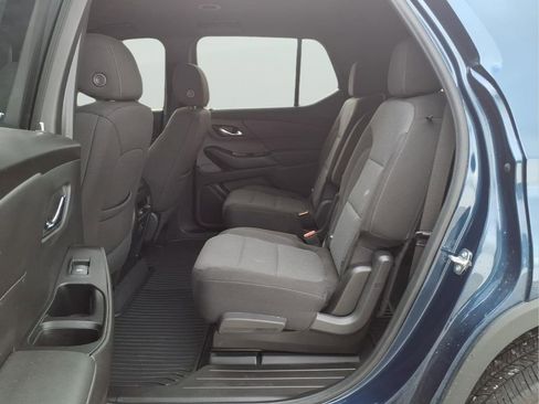 Certified 2023 Chevrolet Traverse LT FWD image 31