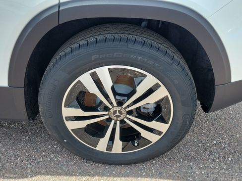 Certified 2026 Mercedes-Benz GLB 250 image 5