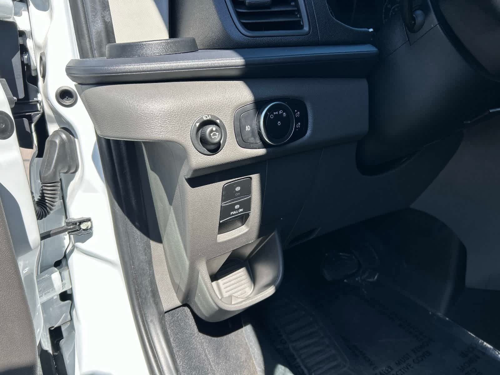 Used 2023 Ford Transit 350 XLT RWD image 22
