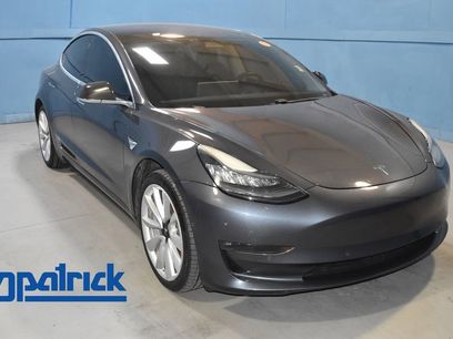 Used 2018 Tesla Model 3 Mid Range