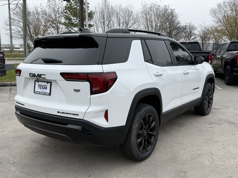 New 2026 GMC Terrain Elevation w/ Elevation Premium Package image 5