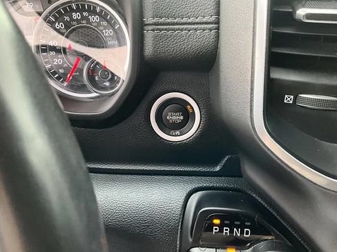 Used 2022 RAM 1500 Laramie AWD/4WD image 18