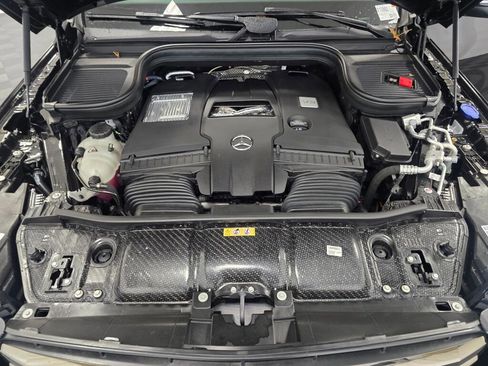 New 2026 Mercedes-Benz GLS 580 4MATIC image 10