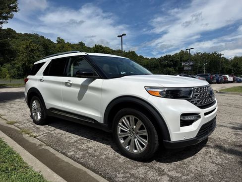 Used 2020 Ford Explorer Limited AWD/4WD image 3