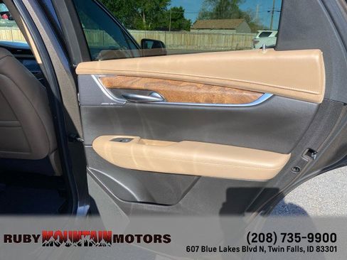 Used 2020 Cadillac XT5 Premium Luxury w/ Platinum Package AWD/4WD image 34