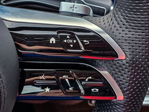 New 2026 Mercedes-Benz GLS 450 4MATIC image 25