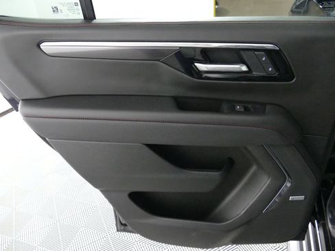 Used 2025 Chevrolet Tahoe RST w/ RST Capability Package AWD/4WD image 29