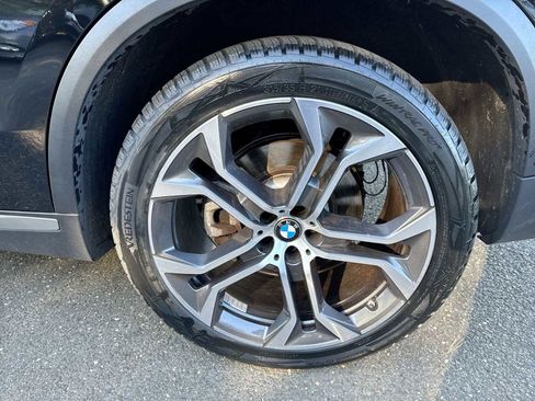 Used 2023 BMW X5 xDrive40i w/ Premium Package image 19
