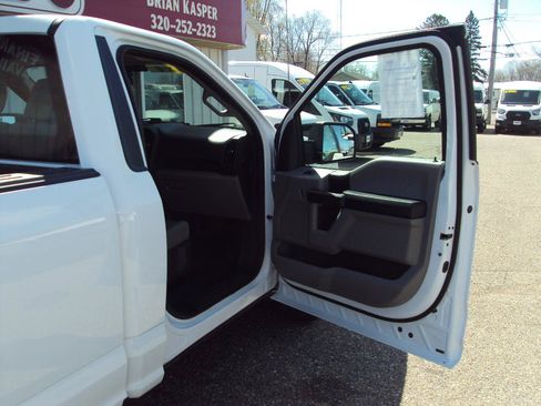 Used 2017 Ford F150 XL w/ Equipment Group 101A Mid AWD/4WD image 10