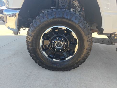 Used 2025 Ford F250 King Ranch w/ Tremor Off-Road Package image 29