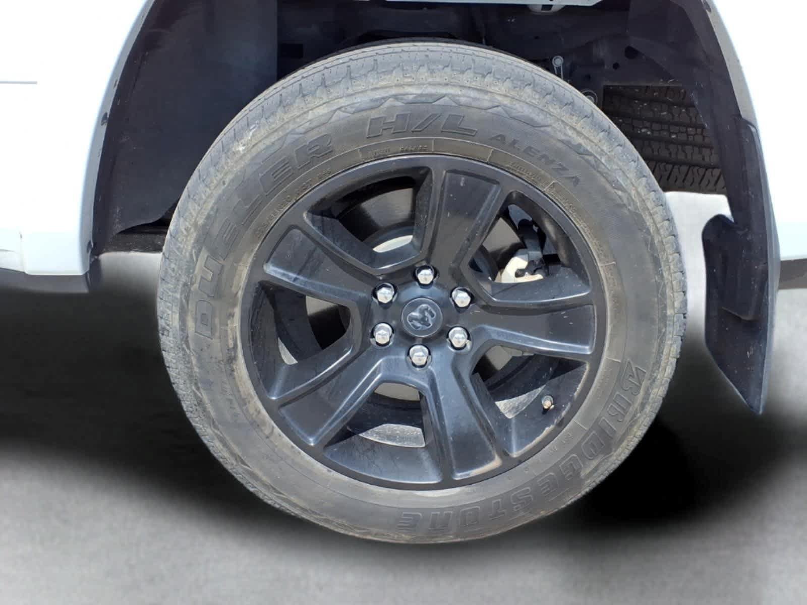 Used 2023 RAM 1500 Big Horn AWD/4WD image 3