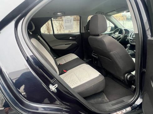 Used 2020 Chevrolet Equinox LS AWD/4WD image 29