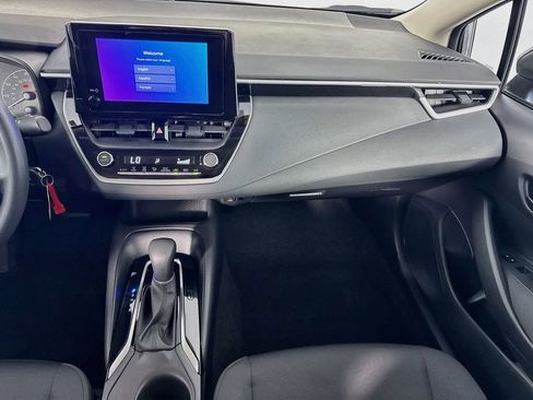 Used 2024 Toyota Corolla LE FWD image 28