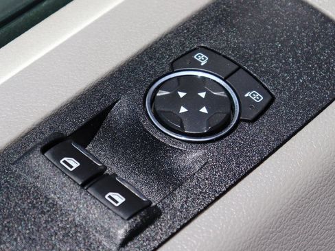 Used 2020 Ford F350 XL w/ Power Equipment Group image 14