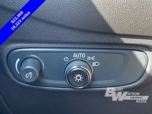 Used 2024 Chevrolet Equinox LT w/ LPO, Floor Liner Package FWD image 31