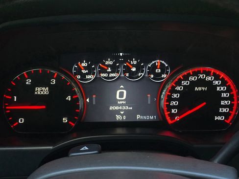 Used 2015 GMC Sierra 3500 Denali w/ Duramax Plus Package AWD/4WD image 29