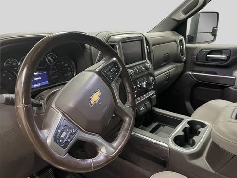 Used 2022 Chevrolet Silverado 2500 LTZ w/ LTZ Convenience Package image 5