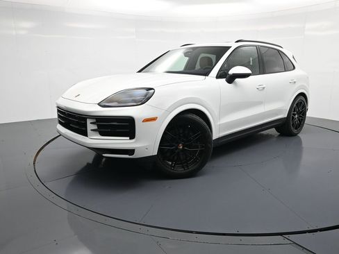 New 2026 Porsche Cayenne image 1