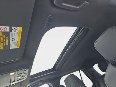 Used 2025 Toyota 4Runner TRD Off-Road Premium w/ Tow Technology Package image 34