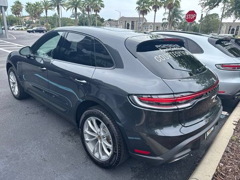 Certified 2026 Porsche Macan AWD/4WD image 2