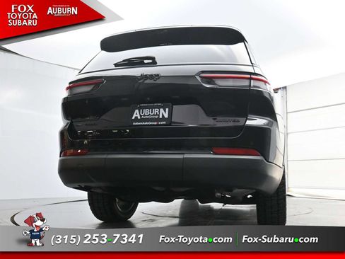 Used 2022 Jeep Grand Cherokee L Limited w/ Luxury Tech Group II AWD/4WD image 20