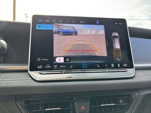 New 2026 Volkswagen Tiguan SE R-Line FWD image 23