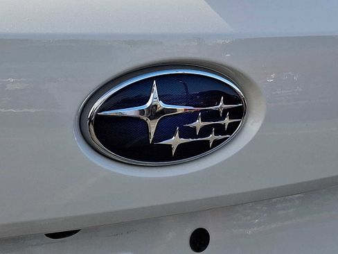 Used 2025 Subaru Crosstrek 2.0i Premium AWD/4WD image 30
