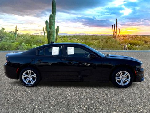 Used 2023 Dodge Charger SXT image 8