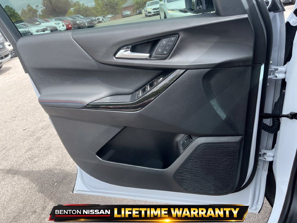 Used 2026 Chevrolet Equinox RS w/ Convenience Package III FWD image 5