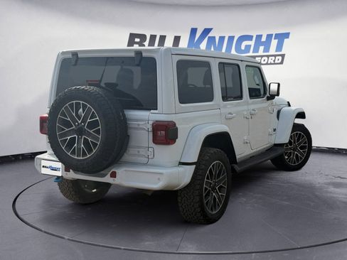 Used 2024 Jeep Wrangler High Altitude AWD/4WD image 5