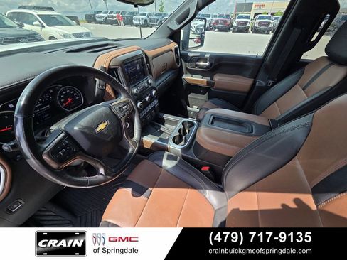 Used 2022 Chevrolet Silverado 2500 High Country w/ Z71 Off-Road Package AWD/4WD image 10
