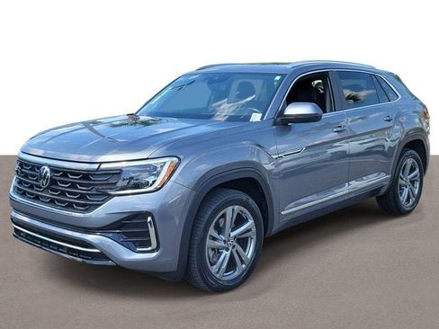 Certified 2024 Volkswagen Atlas Cross Sport SEL R-Line AWD/4WD image 2