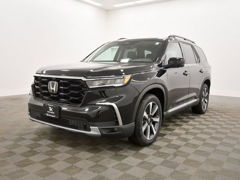 New 2025 Honda Pilot Elite image 2