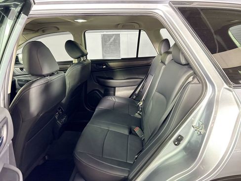 Used 2019 Subaru Outback 3.6R Limited w/ Popular Package #2 image 21